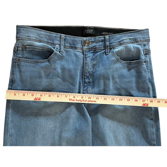 Curve Appeal 14/32 High Rise Straight Comfort Waist Jeans Light Wash Denim - Picture 4 of 11
